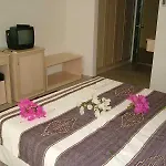 Hotel Zeytinada 4*