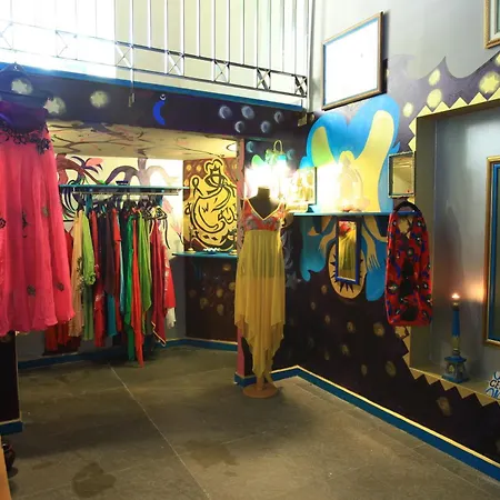 泽依提那达酒店 4*