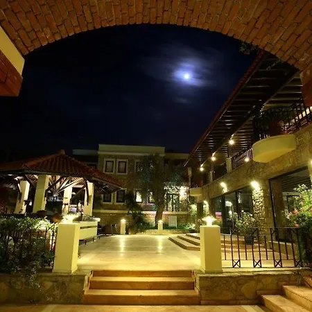 Zeytinada Otel