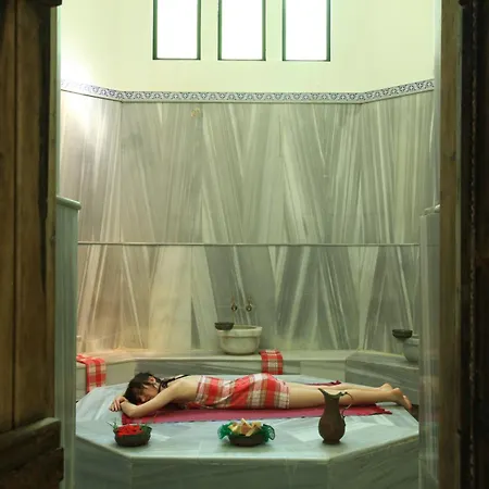 泽依提那达酒店 酒店 4*