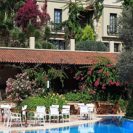 מלון Zeytinada 4*