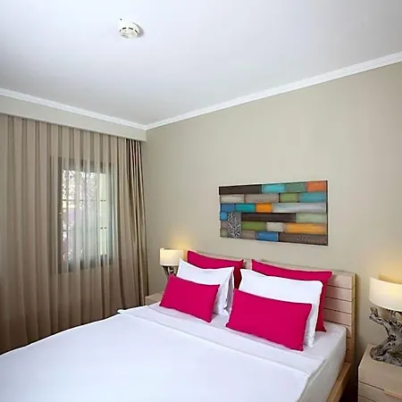 Zeytinada 4* Torba