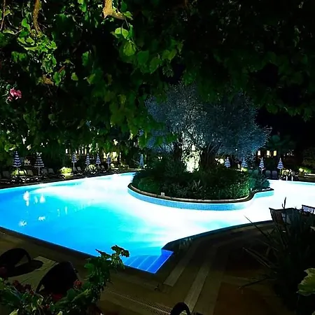 Zeytinada Hotel
