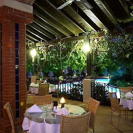 Hotel Zeytinada 4*