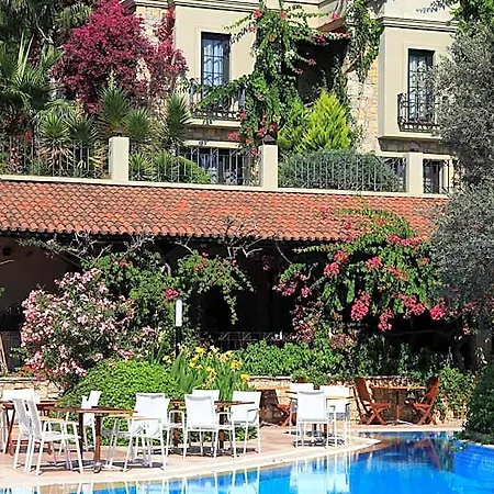 Zeytinada Hotel