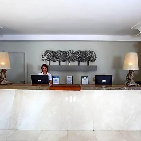 Zeytinada Hotel Torba