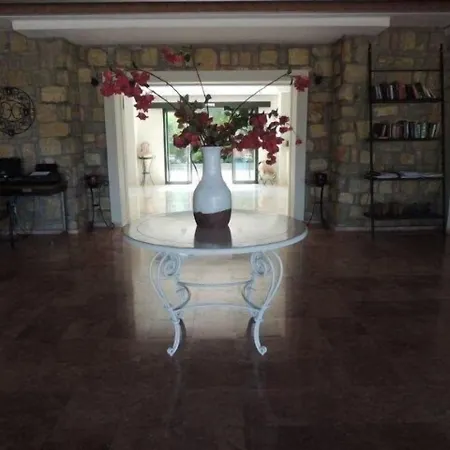 Otel Zeytinada 4*