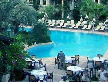 Hotel Zeytinada 4*